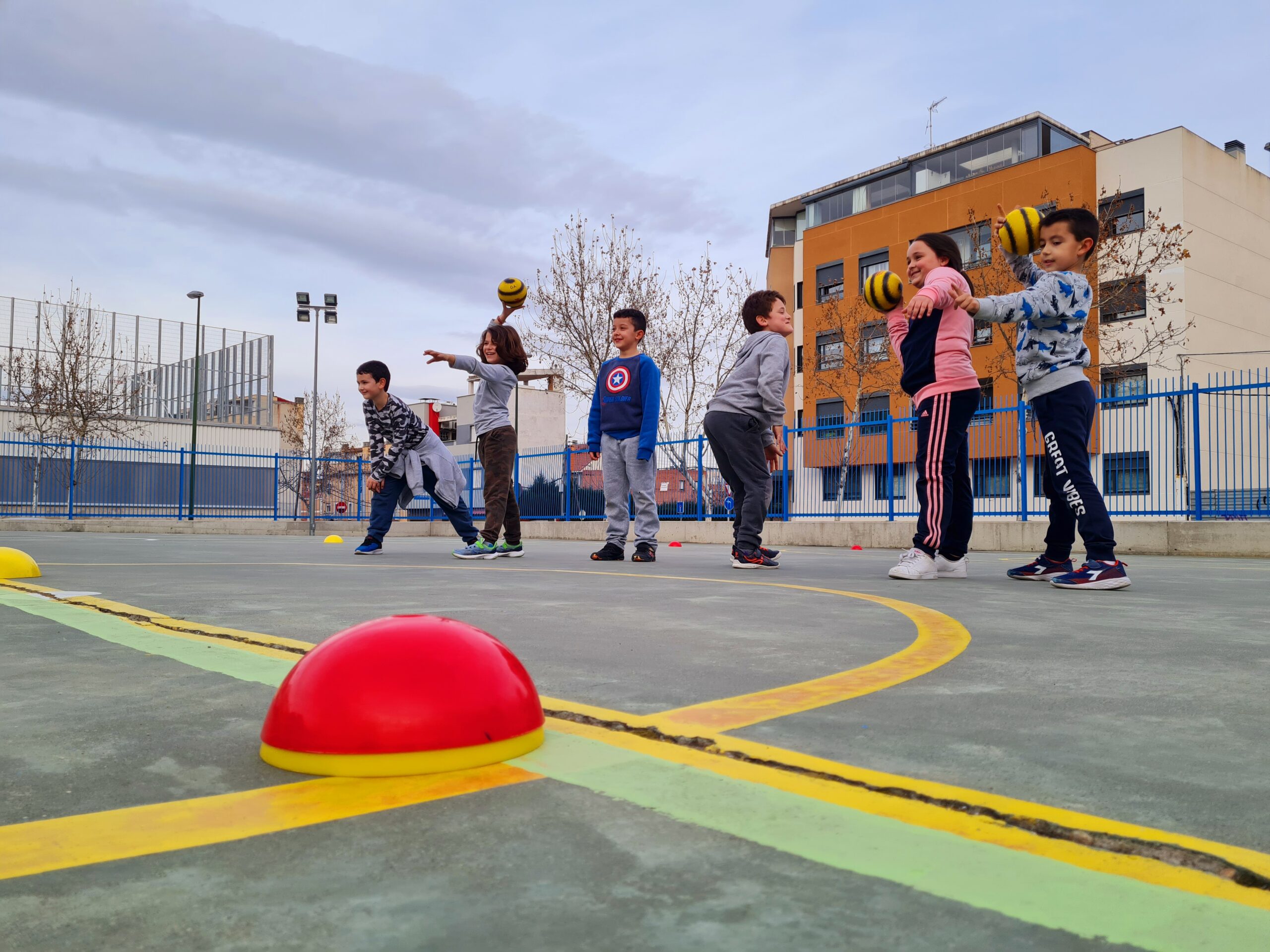nuestras extraescolares un mundo de posibilidades scaled
